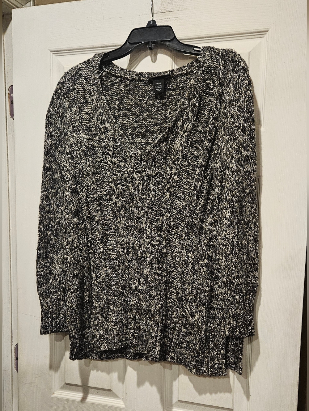 LANE BRYANT SWEATER